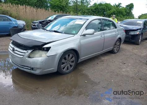 2005 Toyota Avalon Touring из США, поврежденный, VIN 4T1BK36B85U013619